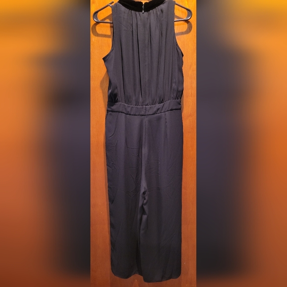 Kate Spade New York Black Sleeveless Bowtie-Neck Velvet Romper Jumpsuit Sz 6 - Picture 4 of 6